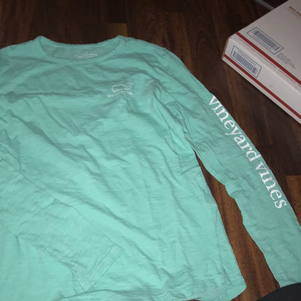 Vineyard vines